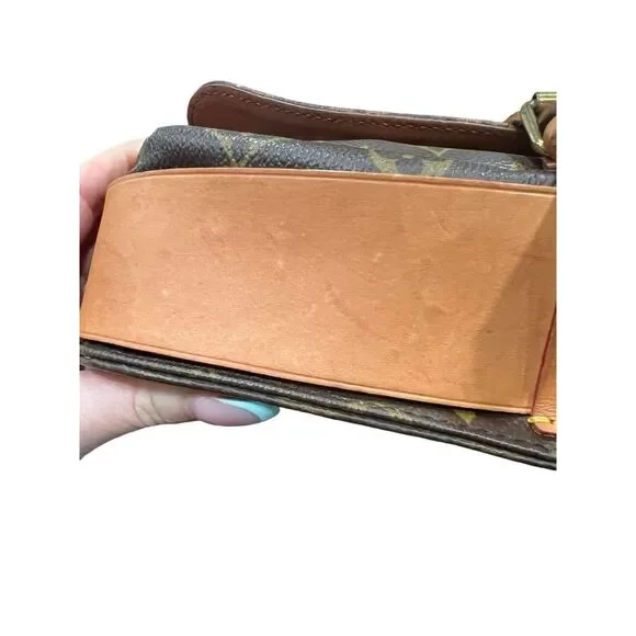 Louis Vuitton Cartouchiere Monogram Crossbody With Authenticity - Picture 5 of 12